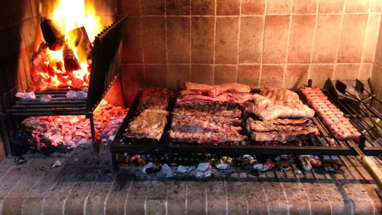 Disfruta del Mejor Asado Argentino: Top 4 Estancias para una Experiencia Gastronómica y Campestre Única