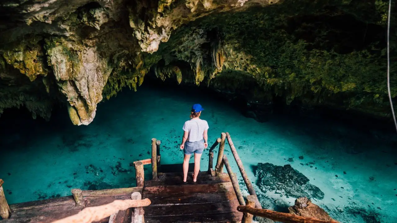 Los 5 Cenotes Imperdibles de la Riviera Maya: Sumérgete en el Paraíso Subterráneo Mexicano este 2024