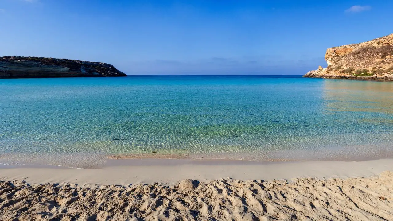 Isola del Conigli en italia