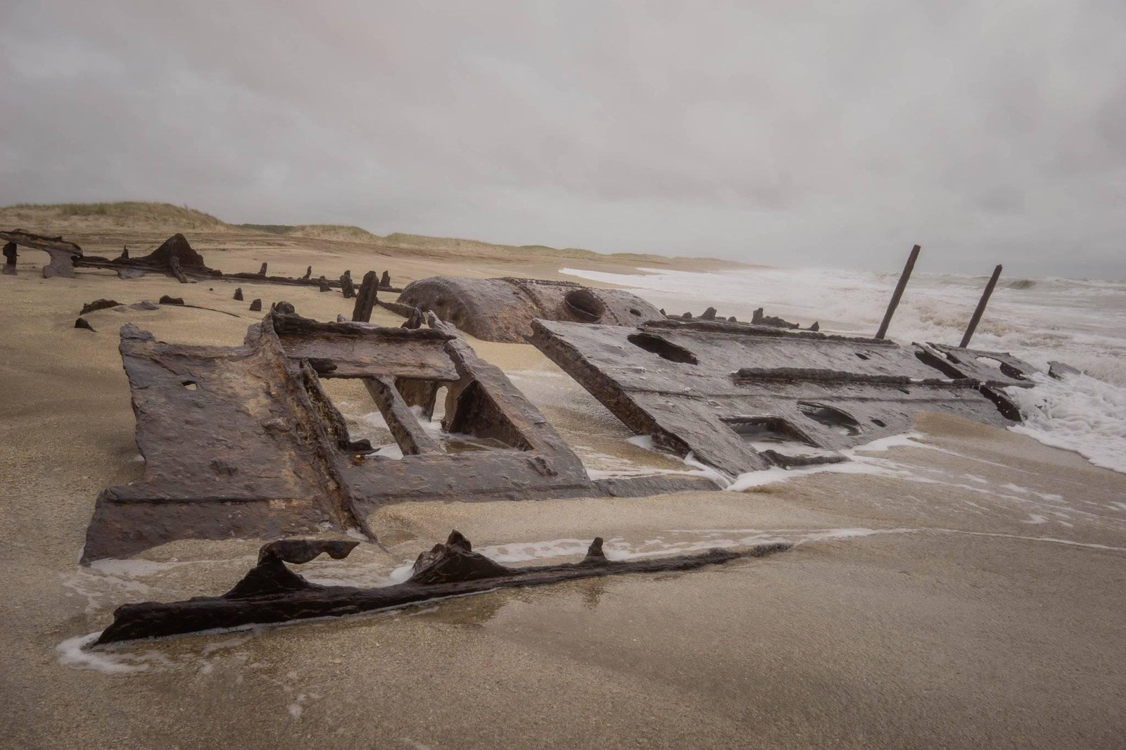 Descubrimiento histórico en la costa argentina: El naufragio alemán que emerge a solo 50 minutos de Villa Gesell