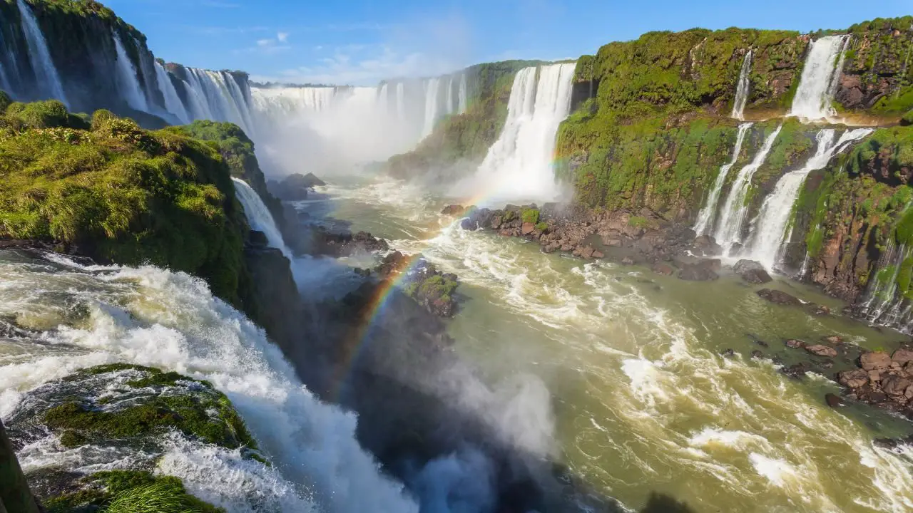 Descubrí cuándo debes visitar las Cataratas del Iguazú 2024 para una experiencia inolvidable