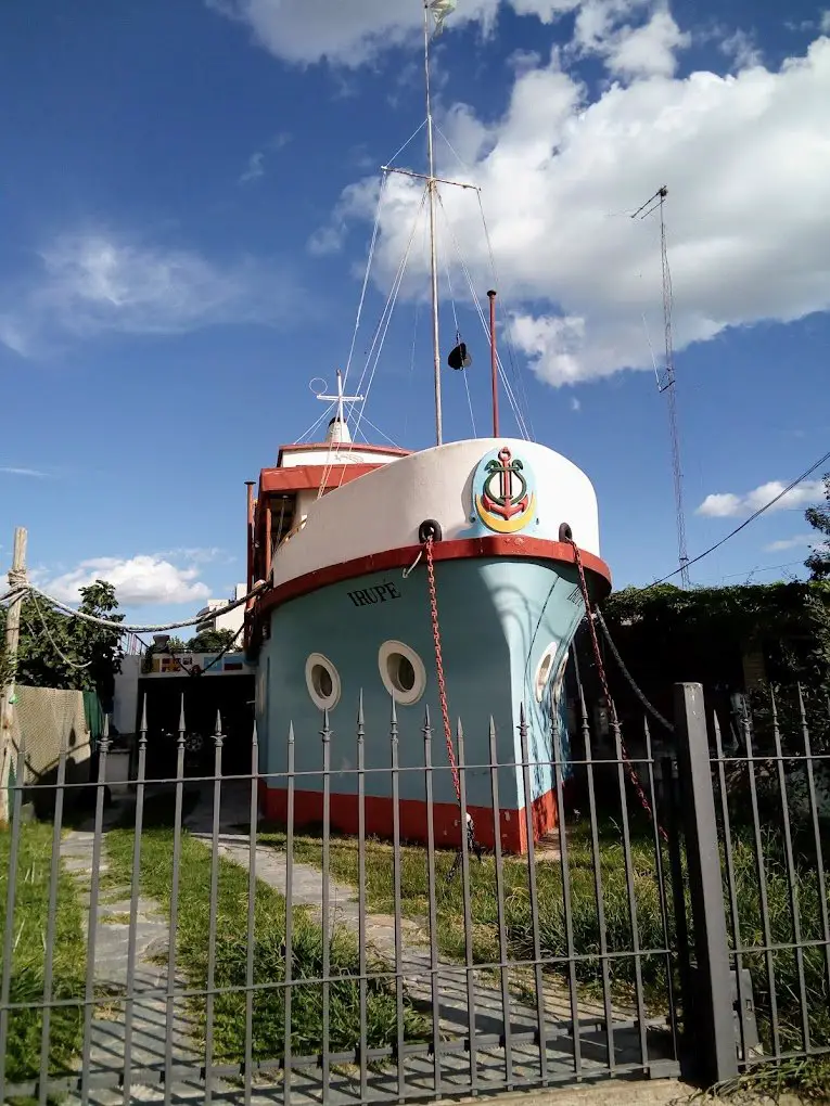 Casa Barco Irupé en san nicolas de los arroyos