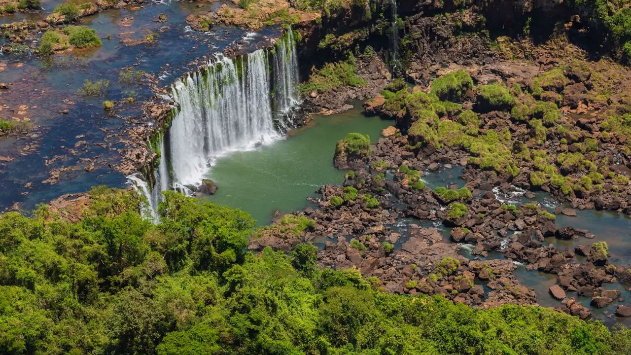 Precios para visitar las Cataratas del Iguazú de día o noche