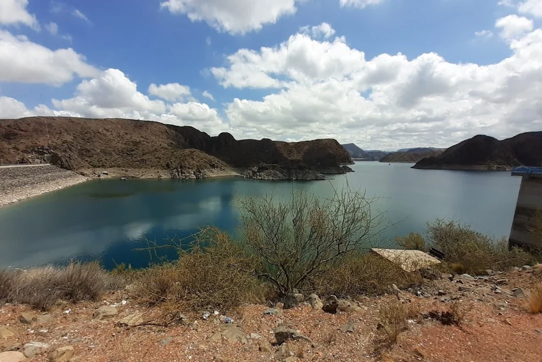 playas de aguas turquesas en mendoza argentina