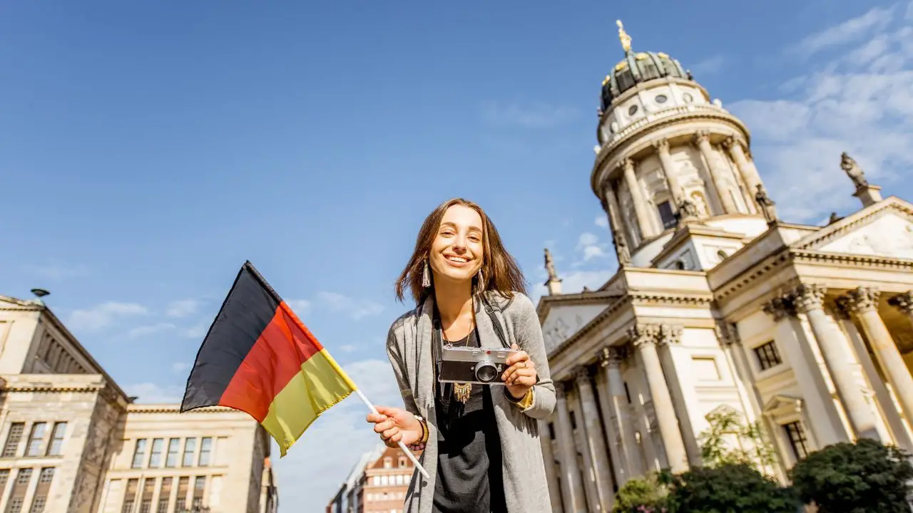Alemania abre sus puertas a jóvenes argentinos brindándoles una visa laboral por un año
