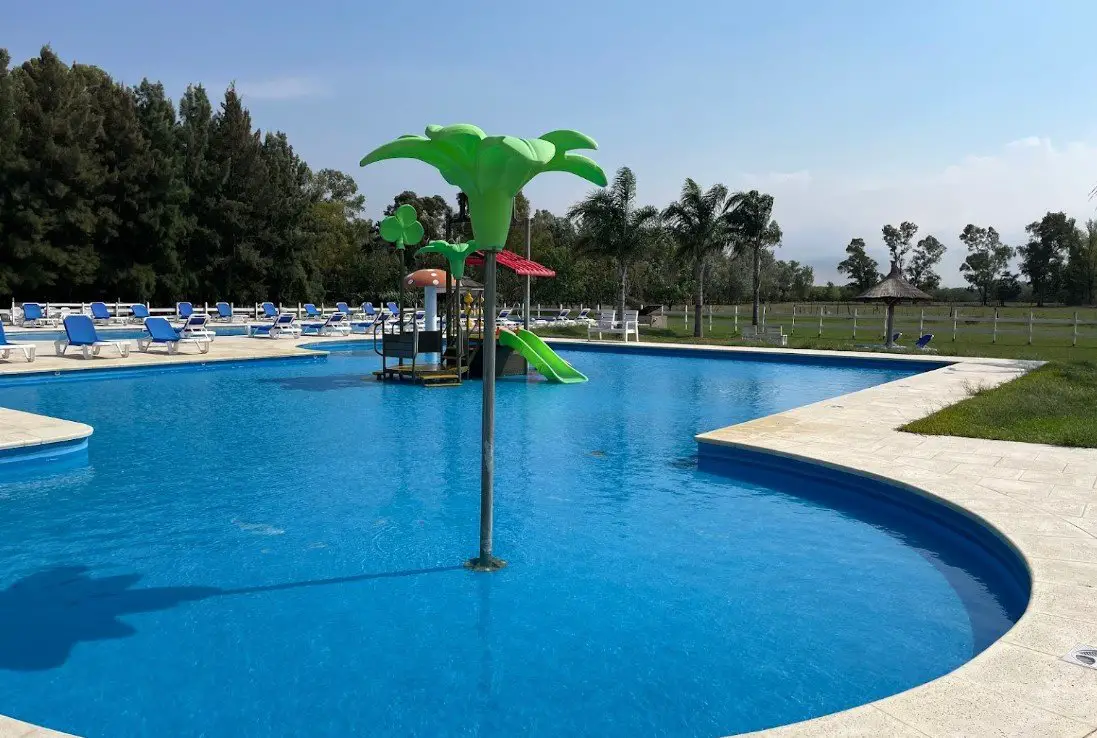 piscina de la estancia margarita