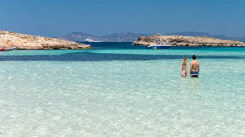 Destinos increíbles: Los expertos revelaron las 5 playas top de Europa para visitar en 2024