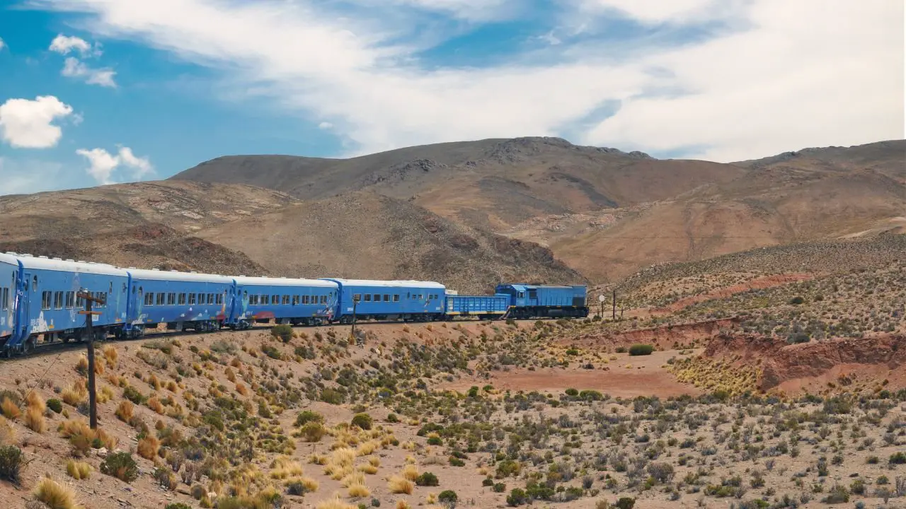 Aventura en Salta: Precio del boleto para subir al Tren a las Nubes en Semana Santa 2024