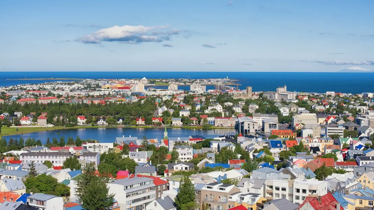 emigrar a Reykjavík la ciudad mas tranquila del mundo ideal para los argentinos